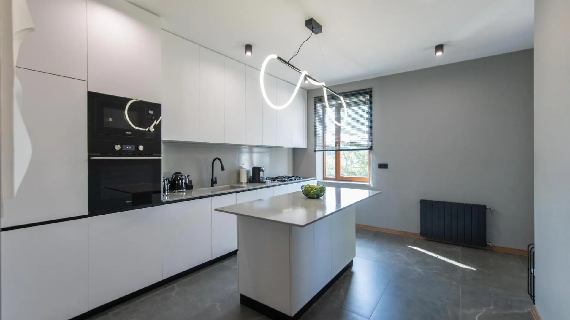 Central Apartment With A Swimming Pool Tbilisi 0*,